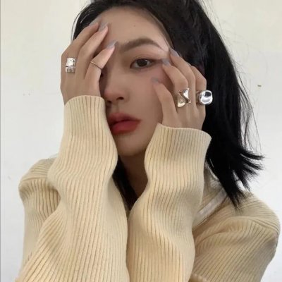 抱着黄金飞翔